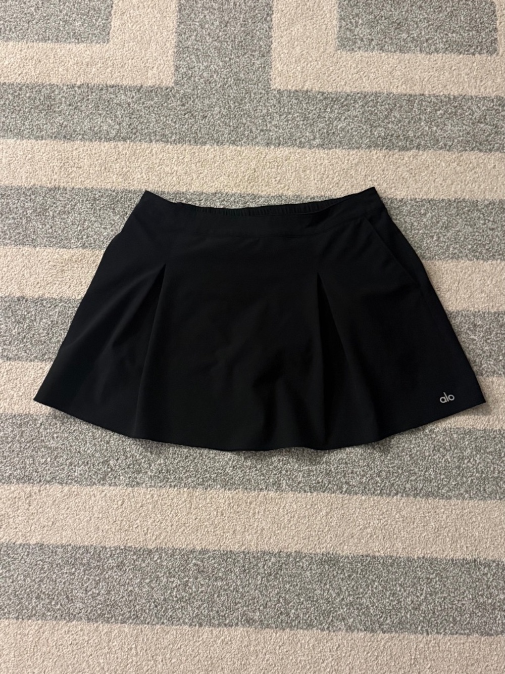Women's Size L Alo Black Tennis Skort